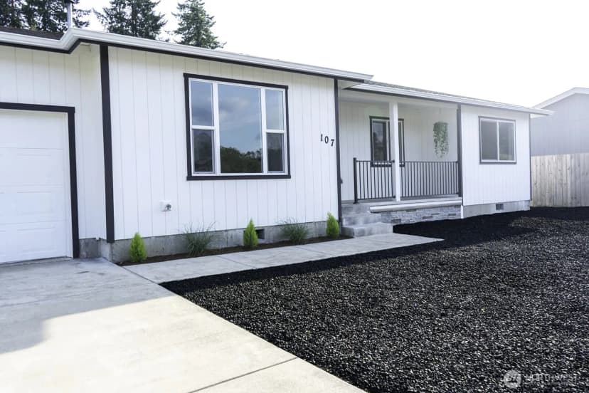 Property photo for 107 Cascade Court, Elma photo 25