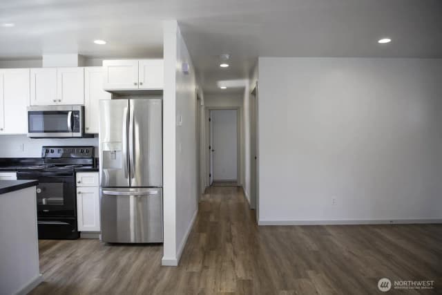Property photo for 107 Cascade Court, Elma photo 5