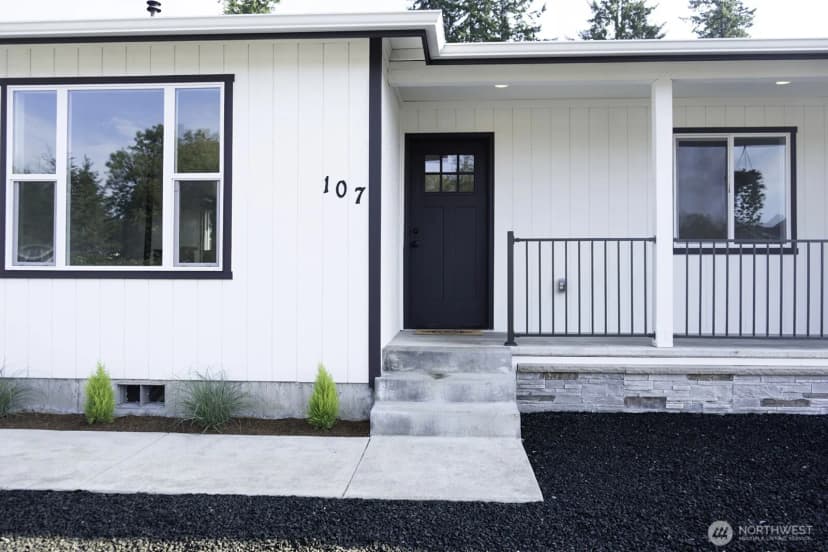 Property photo for 107 Cascade Court, Elma photo 24