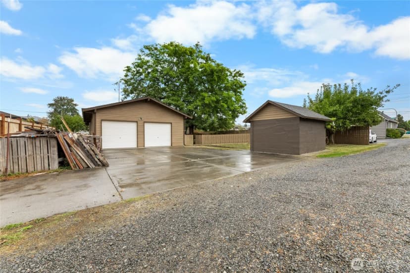 Property photo for 331 N Fulton Street, Buckley photo 26