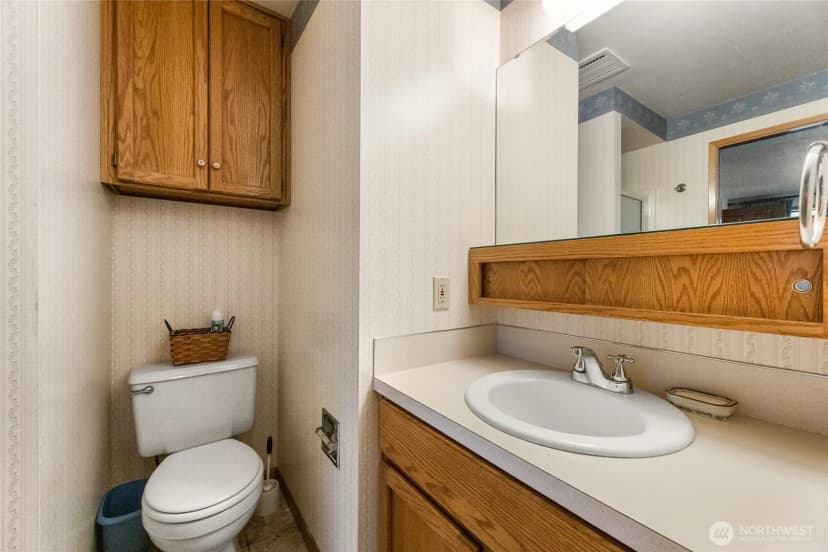 Property photo for 331 N Fulton Street, Buckley photo 18