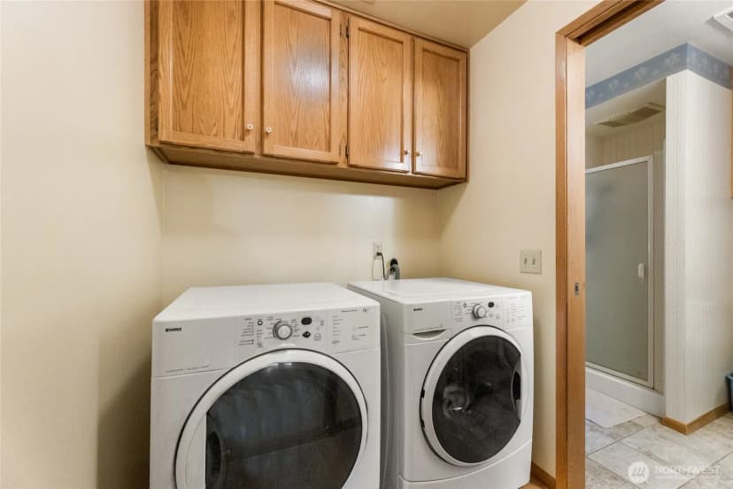 Property photo for 331 N Fulton Street, Buckley photo 19