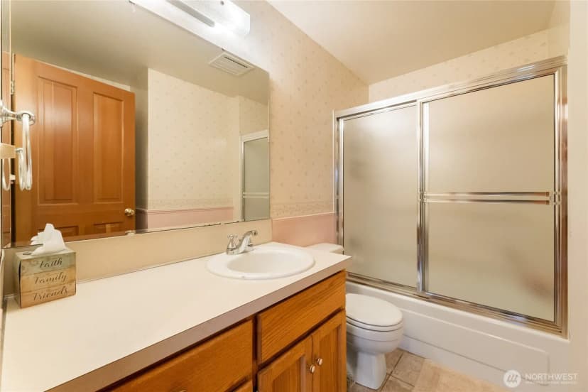 Property photo for 331 N Fulton Street, Buckley photo 22