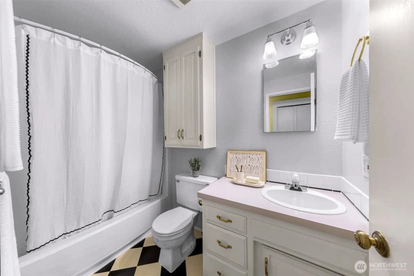 Property photo for 3111 Vallette Street, Bellingham photo 23