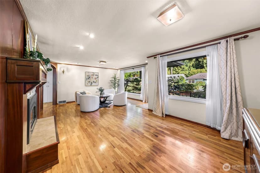Property photo for 3111 Vallette Street, Bellingham photo 8