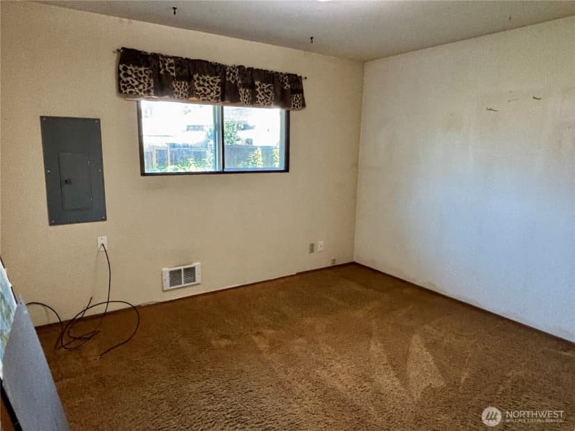 Property photo for 19304 3rd Drive Se, Bothell photo 23