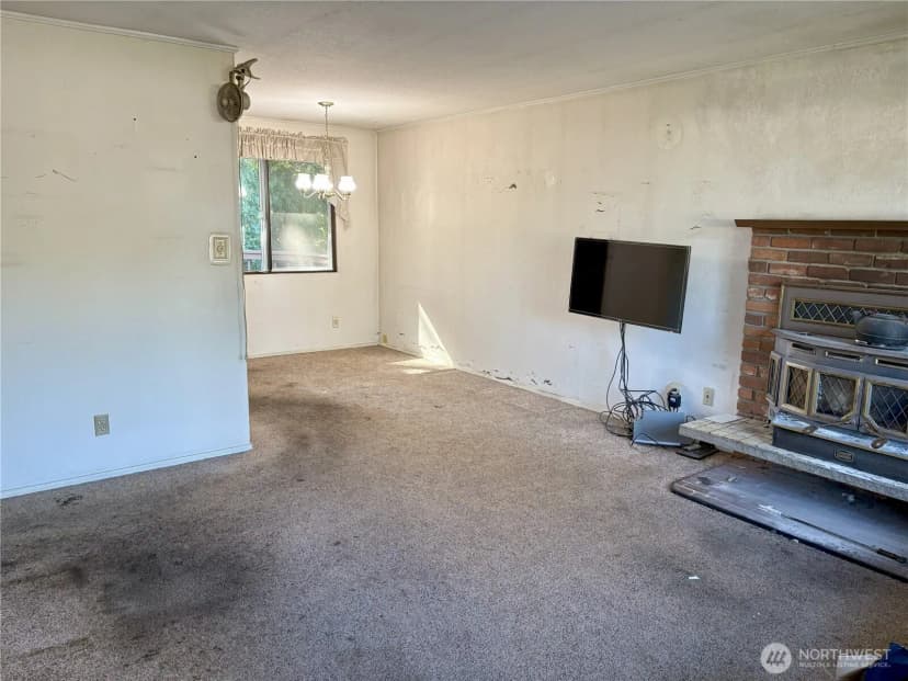 Property photo for 19304 3rd Drive Se, Bothell photo 18
