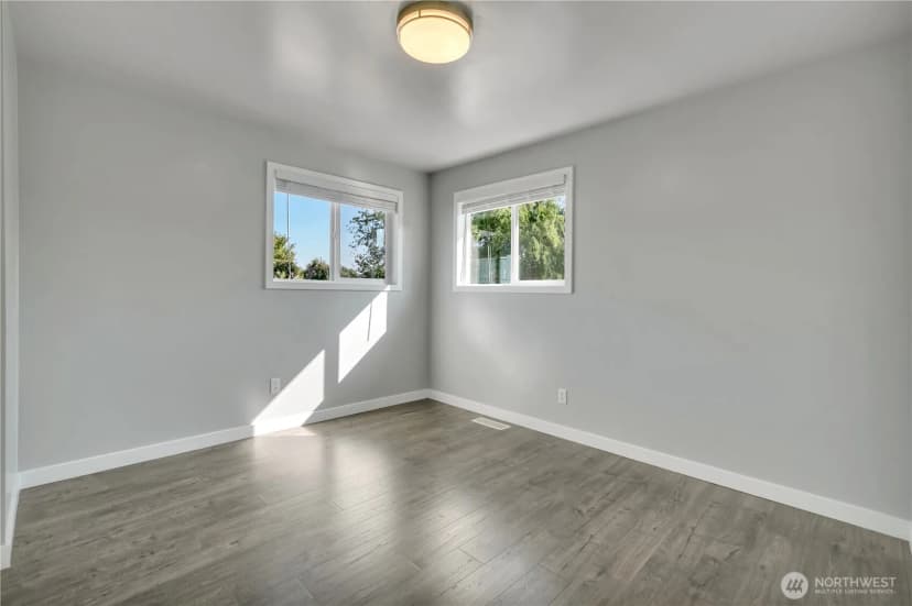 Property photo for 3501 S Webster St, Seattle photo 15