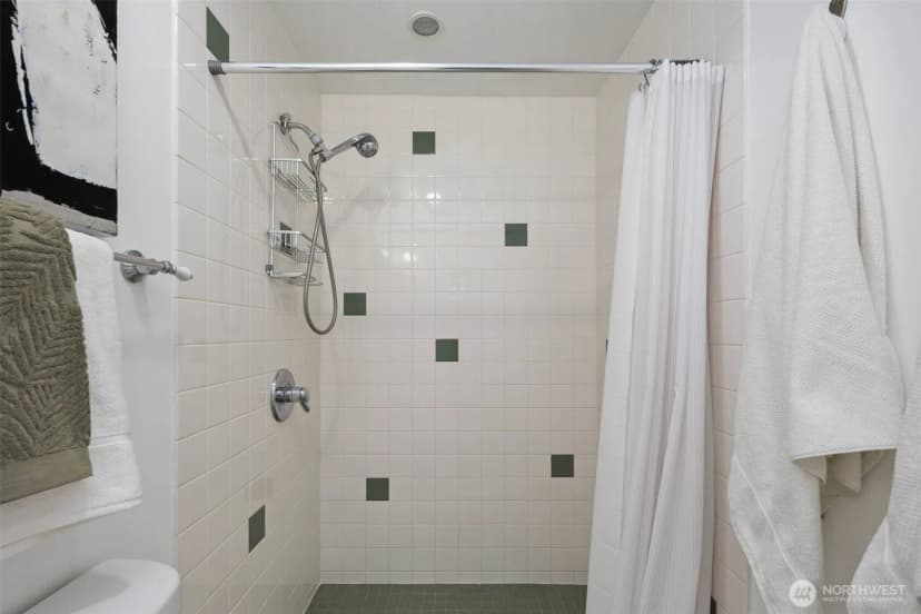 Property photo for 20 W Mcgraw Street, Seattle photo 22