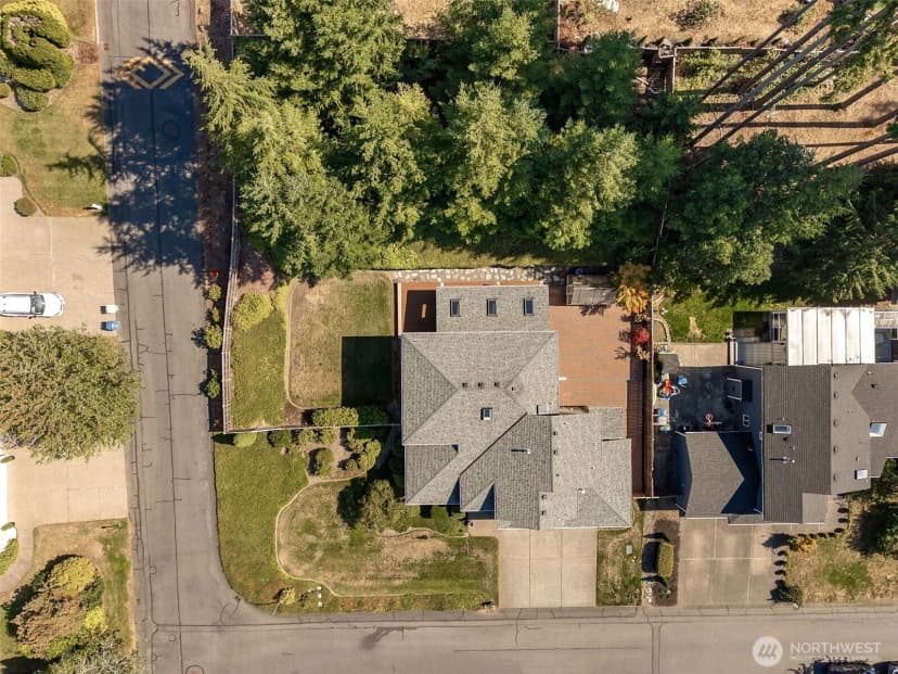 Property photo for 5605 64th Avenue W, University Place photo 21