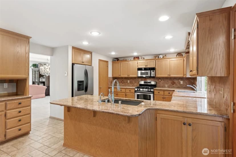 Property photo for 5605 64th Avenue W, University Place photo 6