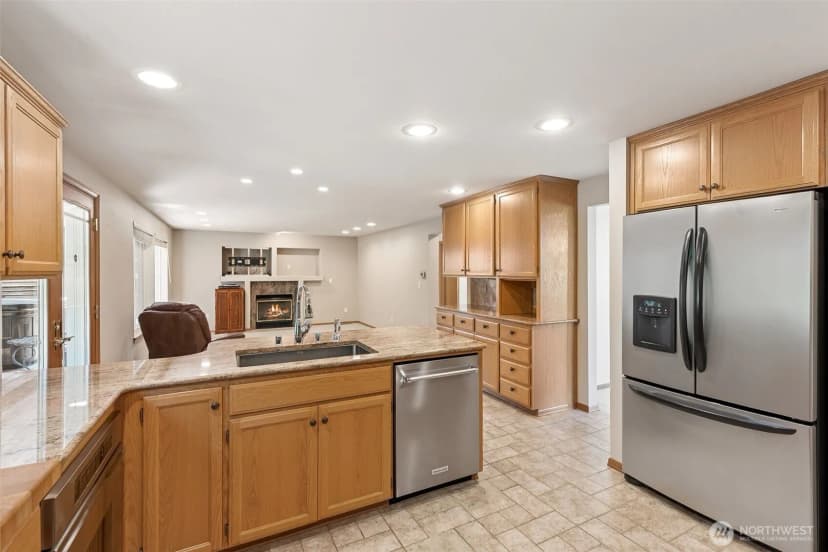 Property photo for 5605 64th Avenue W, University Place photo 30
