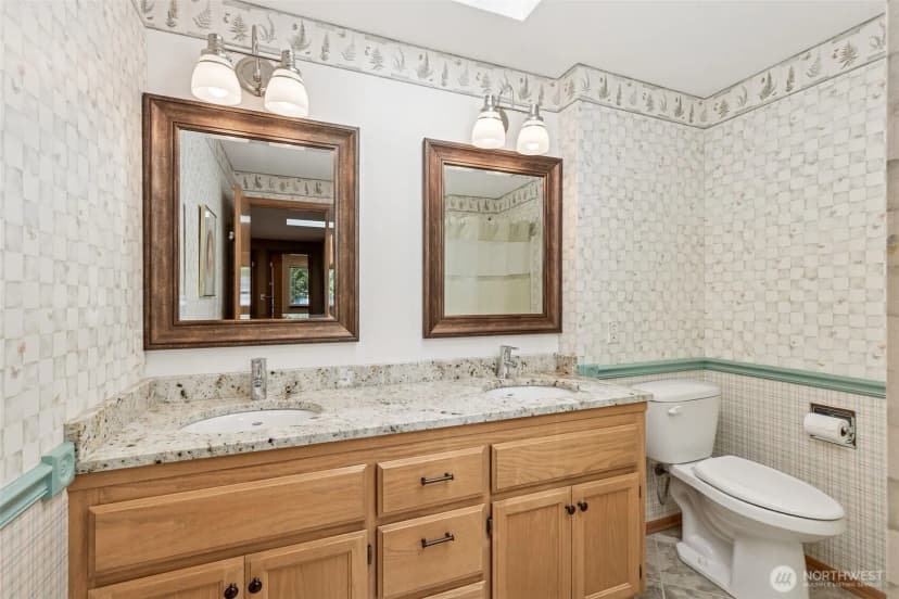 Property photo for 5605 64th Avenue W, University Place photo 25