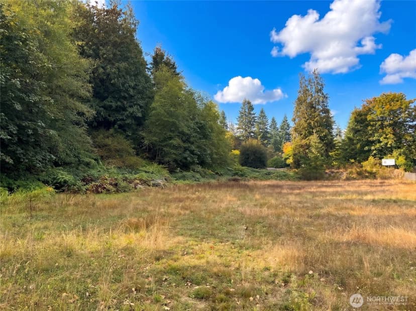 Property photo for 20045 Renton Maple Valley Highway Se, Maple Valley photo 4