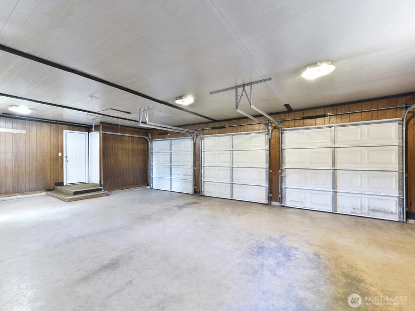 Property photo for 8202 Coral Place Sw, Lakewood photo 8