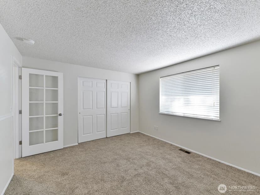 Property photo for 8202 Coral Place Sw, Lakewood photo 14