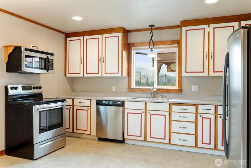 Property photo for 245 Twisp-carlton Road, Twisp photo 5