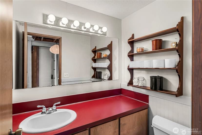 Property photo for 104 N Chelan Ave, Waterville photo 16