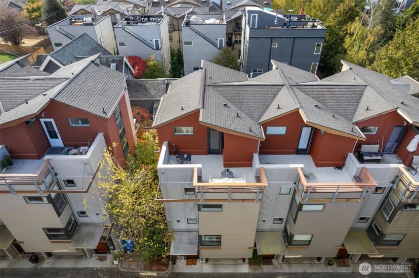 Property photo for 5926 California Avenue Sw #a, Seattle photo 35