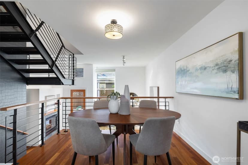 Property photo for 5926 California Avenue Sw #a, Seattle photo 9
