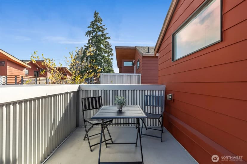 Property photo for 5926 California Avenue Sw #a, Seattle photo 30