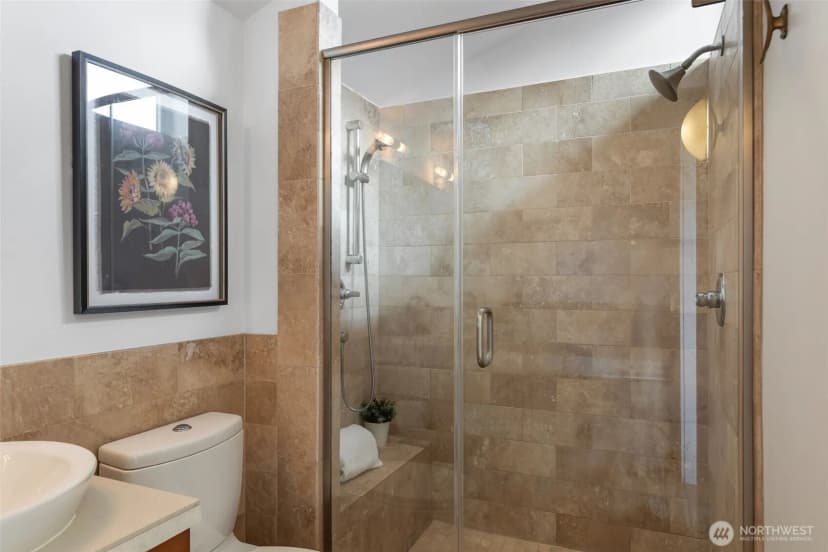 Property photo for 5926 California Avenue Sw #a, Seattle photo 27