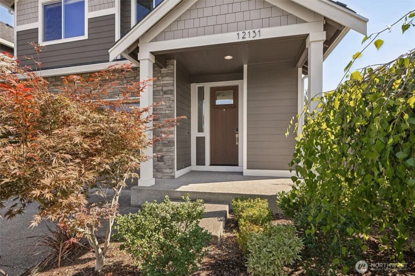 Property photo for 12131 92nd Avenue Ct E, Puyallup photo 2