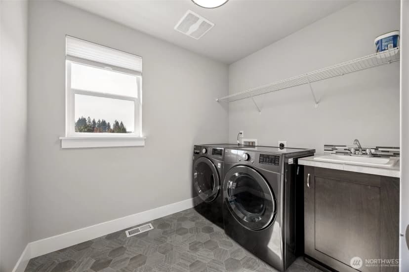 Property photo for 12131 92nd Avenue Ct E, Puyallup photo 13