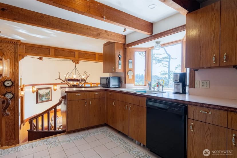 Property photo for 4385 Wildwood Lane, Anacortes photo 14