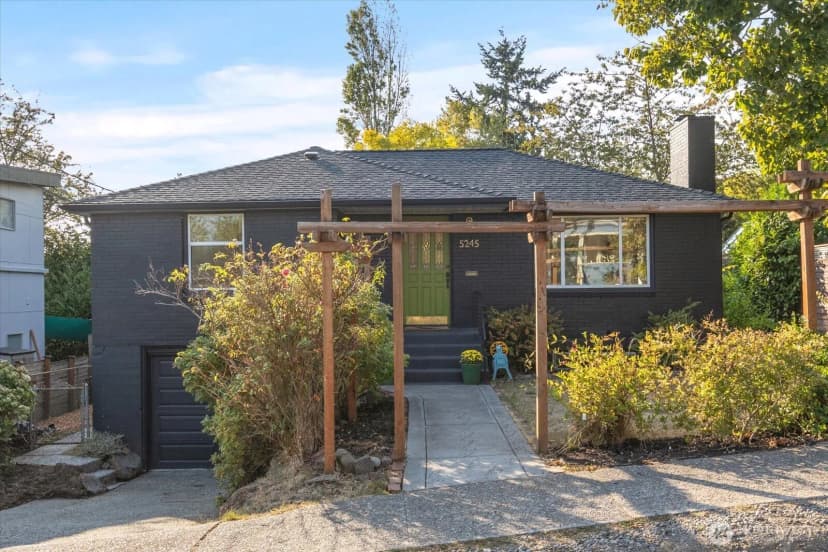 Property photo for 5245 45th Avenue S, Seattle photo 2