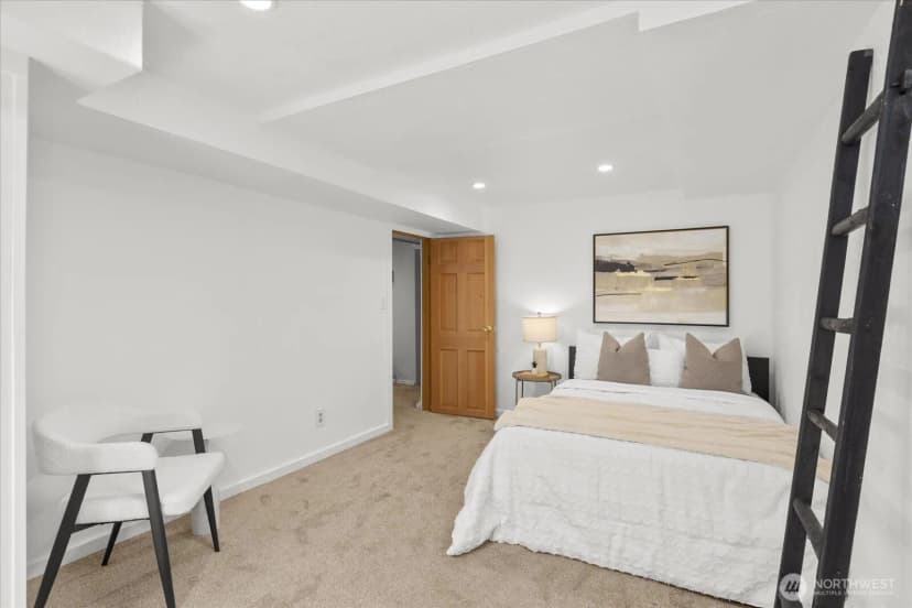 Property photo for 5245 45th Avenue S, Seattle photo 20