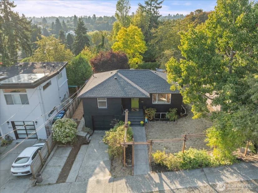 Property photo for 5245 45th Avenue S, Seattle photo 28