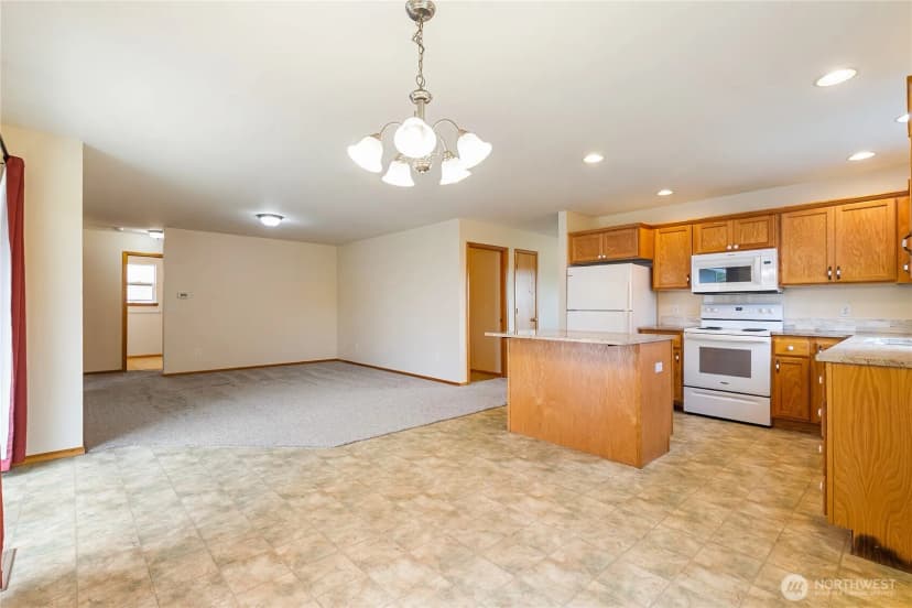 Property photo for 4868 Lighthouse Drive, Blaine photo 5