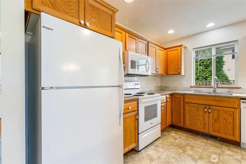 Property photo for 4868 Lighthouse Drive, Blaine photo 28