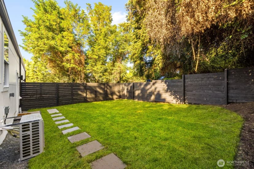 Property photo for 1722 Martin Luther King Jr Way, Seattle photo 30