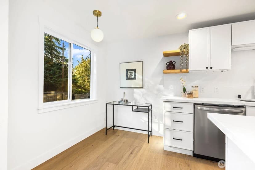 Property photo for 1722 Martin Luther King Jr Way, Seattle photo 6