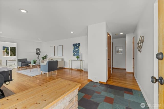 Property photo for 2332 S Juneau Street, Seattle photo 2