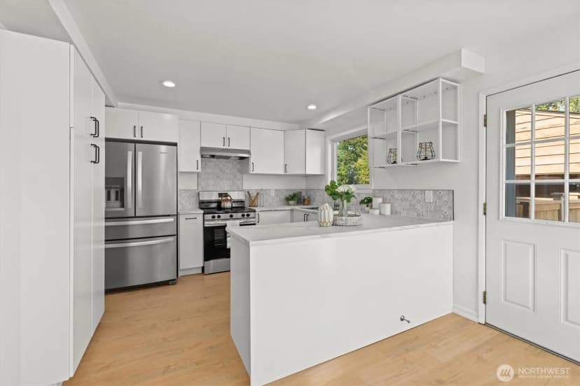 Property photo for 2332 S Juneau Street, Seattle photo 16