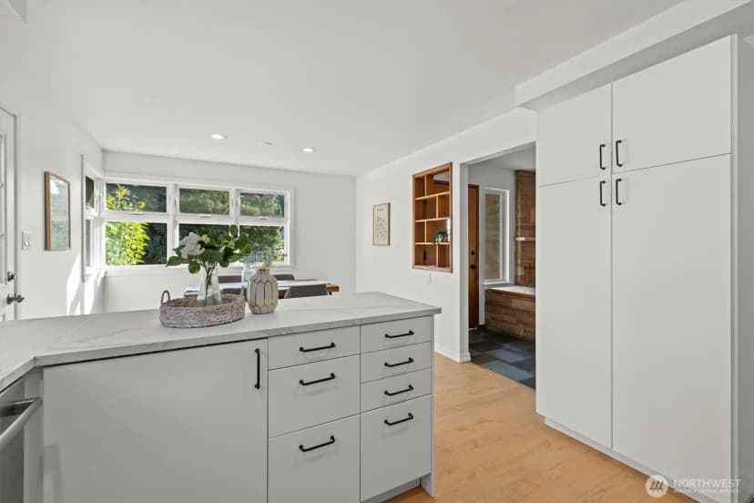Property photo for 2332 S Juneau Street, Seattle photo 19