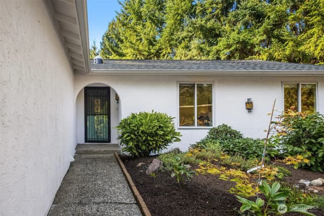 Property photo for 19125 156th Avenue Ne, Woodinville photo 2