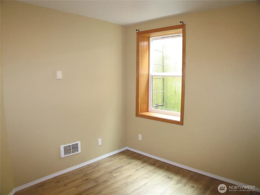 Property photo for 32301 G Street, Ocean Park photo 14