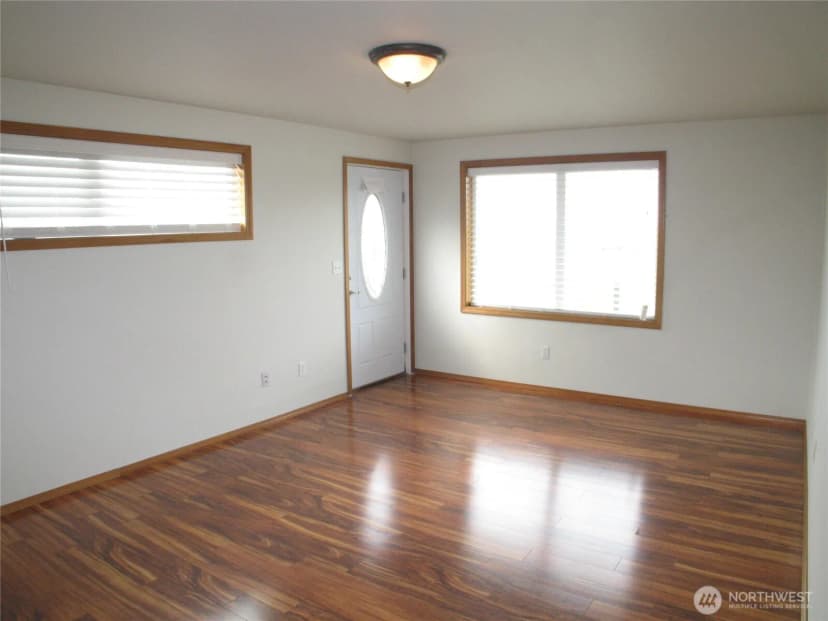 Property photo for 32301 G Street, Ocean Park photo 26