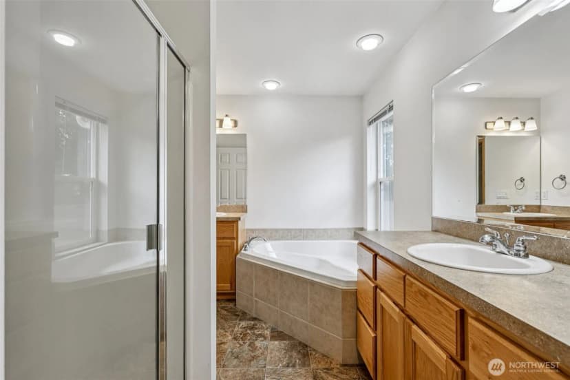 Property photo for 1514 49th Street Sw, Everett photo 19