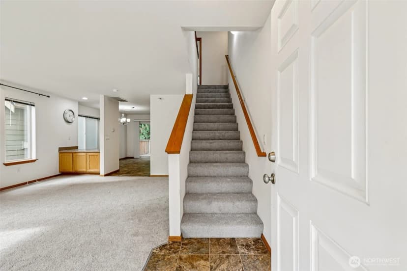 Property photo for 1514 49th Street Sw, Everett photo 2