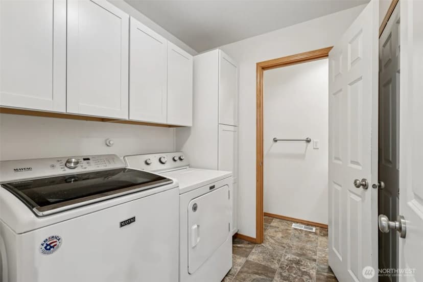 Property photo for 1514 49th Street Sw, Everett photo 10