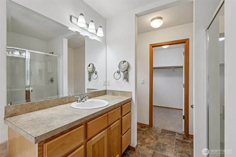 Property photo for 1514 49th Street Sw, Everett photo 17