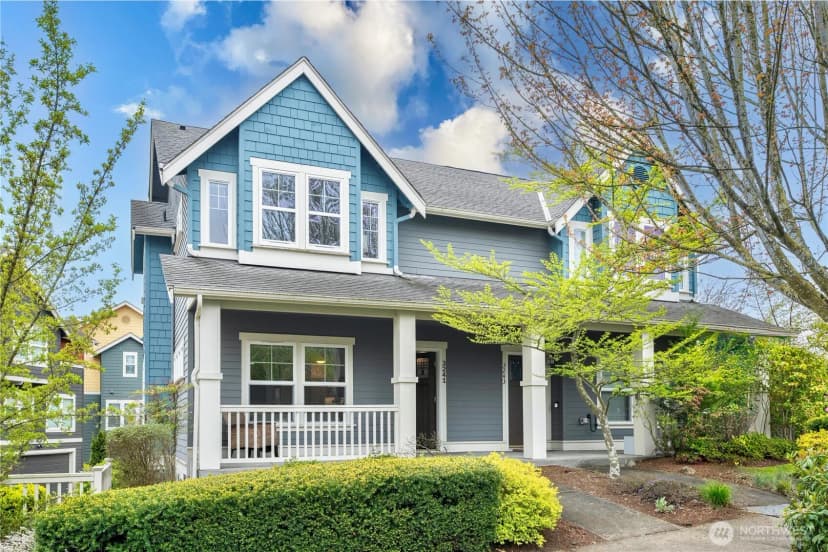 Property photo for 3241 Sw Raymond St, Seattle