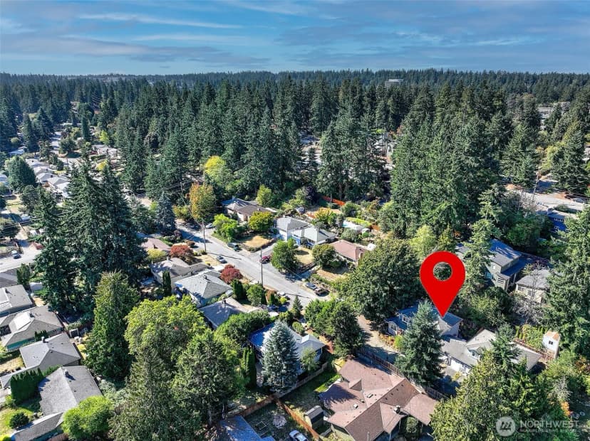 Property photo for 16537 Densmore Avenue N, Shoreline photo 25