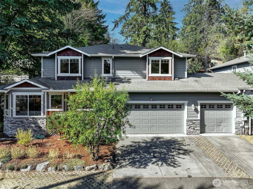 Property photo for 16537 Densmore Avenue N, Shoreline