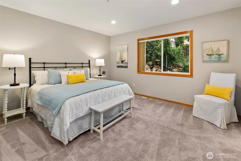 Property photo for 16537 Densmore Avenue N, Shoreline photo 15